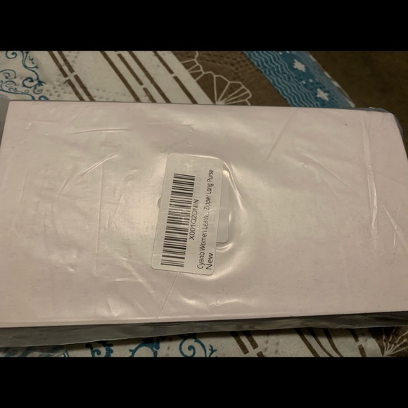 Black Cyano Leather Wallet - Picture 7 of 8